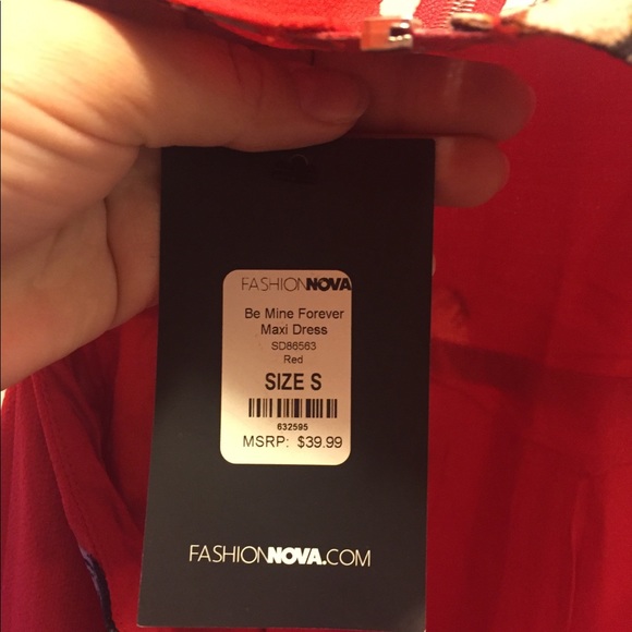 Fashion Nova spaghetti strap maxi wrap dress - Picture 8 of 8